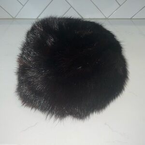 Gwenn Pennington Elegant Black  Fur Hat